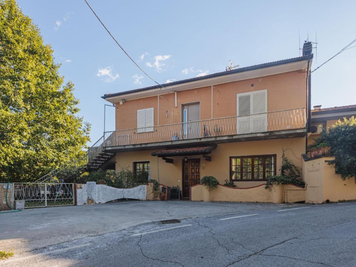 Apartment Barbara By Interhome Corsanico-Bargecchia Bagian luar foto
